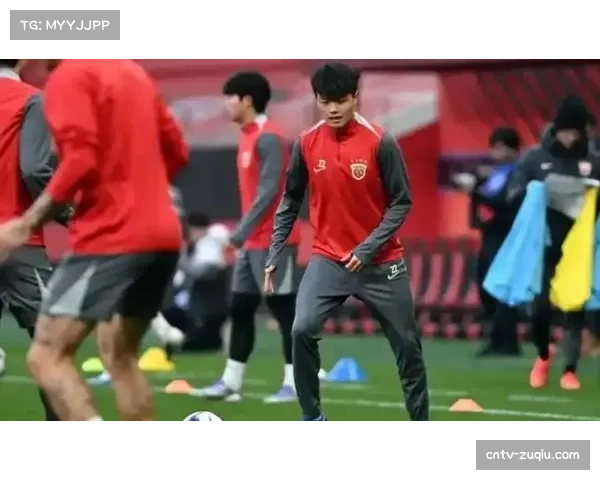 海港前场配合生疏 武磊莱昂纳多同时登场时间有限